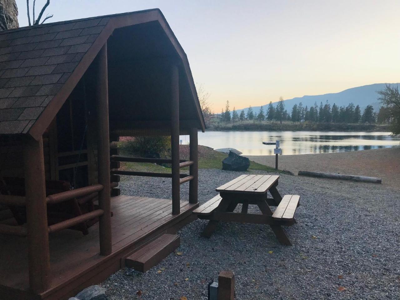 Gallagher Lake Parkbridge Hotel Okanagan-Similkameen Esterno foto